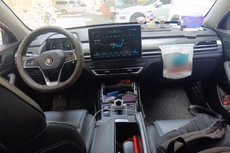 Used BYD Qin Pro New Energy 2019 EV Super Edition High-Power Long-Range Smart-Connected Cutting-Edge Model Center Console