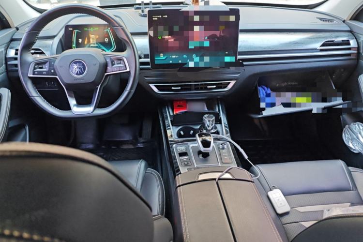 Used BYD Qin Pro New Energy 2019 EV Super Edition High-Power Long-Range Smart-Connected Cutting-Edge Model Center Console