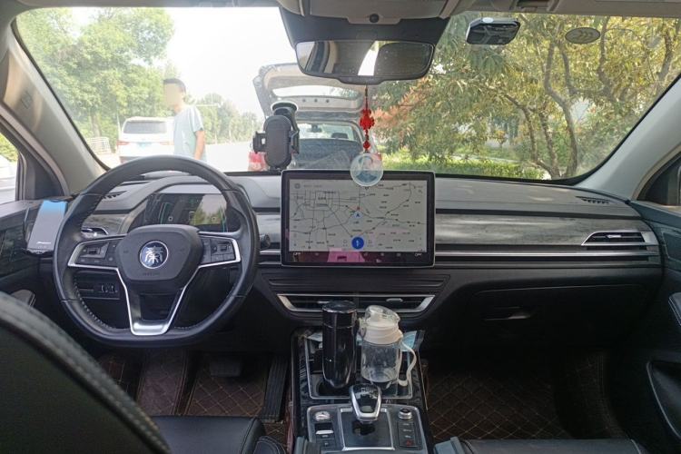 Used BYD Qin Pro New Energy 2019 EV Super Edition High-Power Smart Connect Luxurious Model Center Console