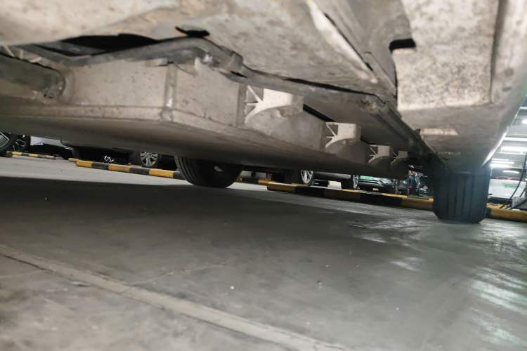 Used BYD Qin Pro New Energy 2019 EV Super Edition High-Power Long-Range Smart-Connected Cutting-Edge Model Chassis Front Left