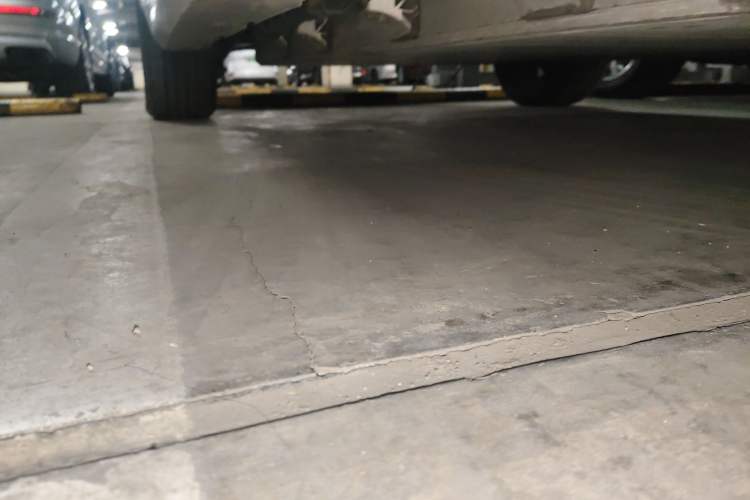 Used BYD Qin Pro New Energy 2019 EV Super Edition High-Power Long-Range Smart-Connected Cutting-Edge Model Chassis Front Right
