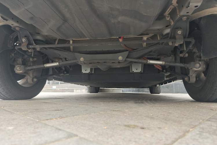 Used BYD Qin Pro New Energy 2019 EV Super Edition High-Power Smart Connect Luxurious Model Chassis Rear