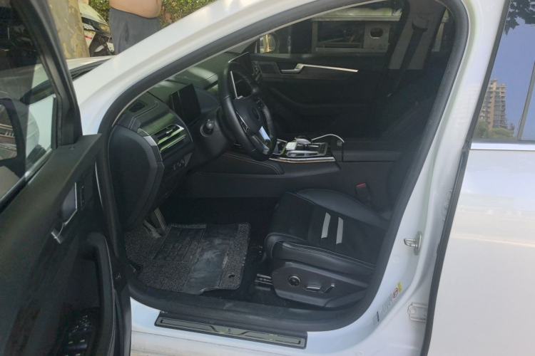 Used BYD Qin Pro New Energy 2019 EV Super Edition High-Power Long-Range Smart-Connected Cutting-Edge Model Driver Seat