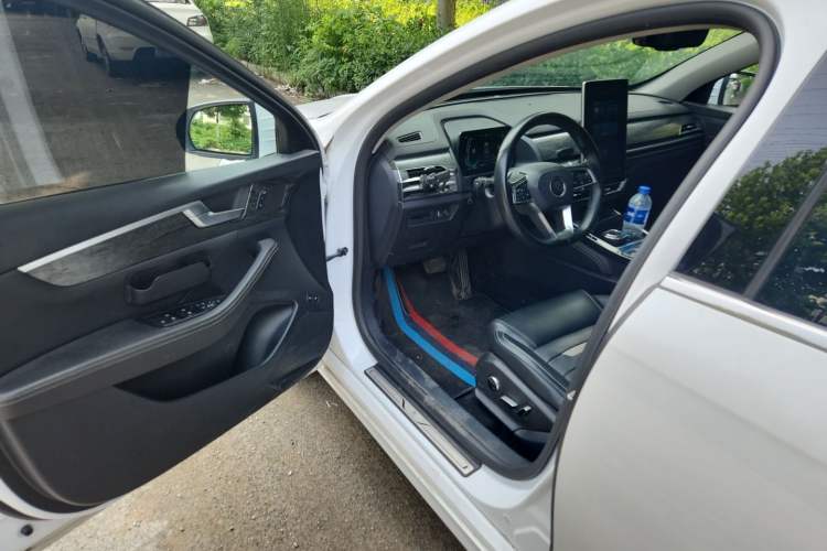 Used BYD Qin Pro New Energy 2019 EV Super Edition High-Power Long-Range Smart-Connected Cutting-Edge Model Driver Seat