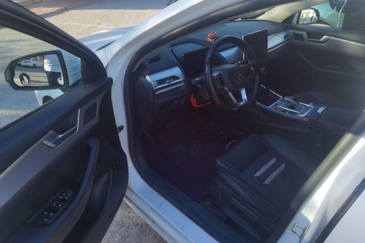 Used BYD Qin Pro New Energy 2019 DM Super Edition 1.5TI Automatic Smart Connect X-Trail Model China VI Standard Driver Seat