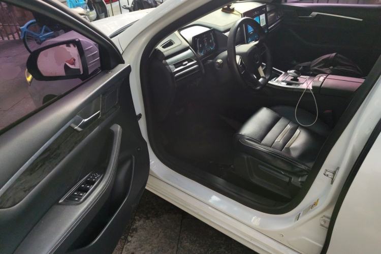 Used BYD Qin Pro New Energy 2019 DM Super Edition 1.5TI Automatic Smart Connect Prestige Model China V Standard Driver Seat