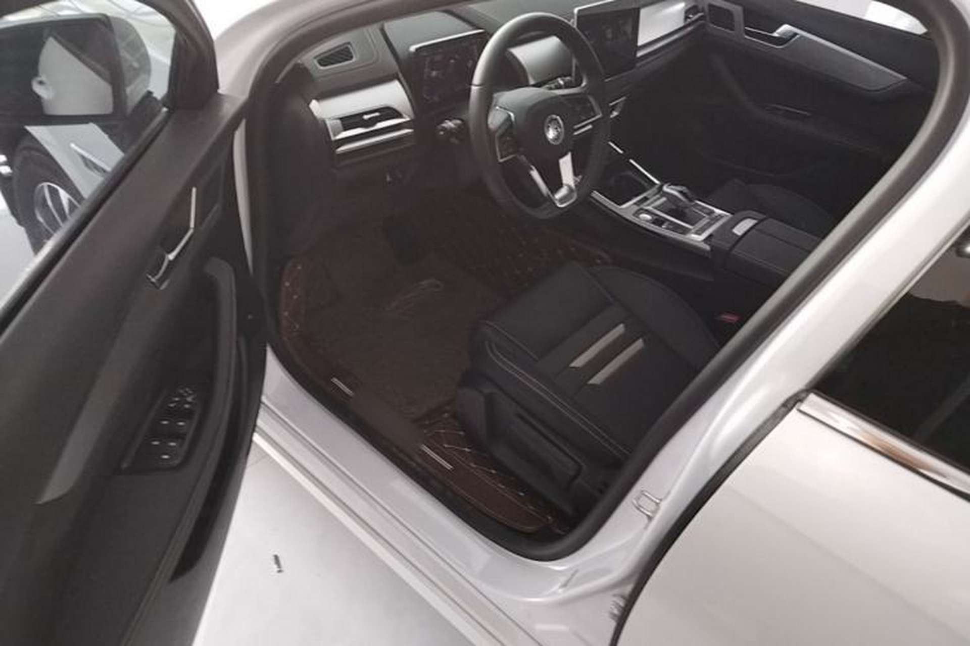 Used BYD Qin Pro New Energy 2019 DM Super Edition 1.5TI Automatic Smart Connect X-Trail Model China VI Standard Driver Seat