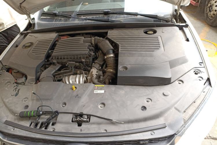 Used BYD Qin Pro New Energy 2019 DM Super Edition 1.5TI Automatic Smart Connect X-Trail Model China VI Standard Engine Bay