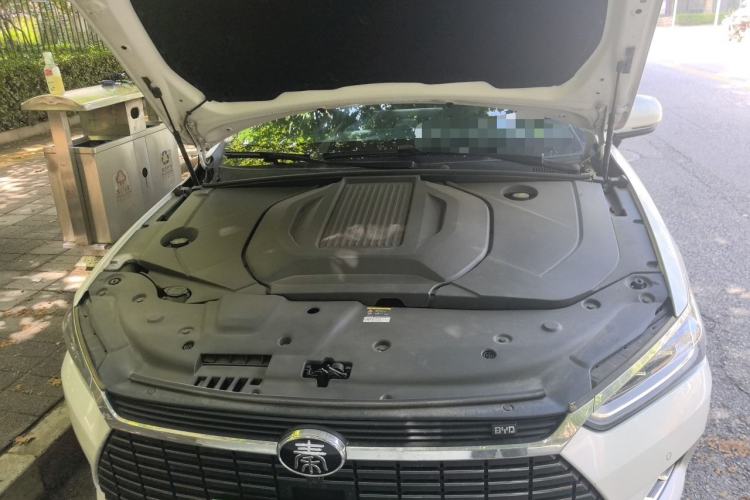 Used BYD Qin Pro New Energy 2019 EV Super Edition High-Power Long-Range Smart-Connected Cutting-Edge Model Engine Bay