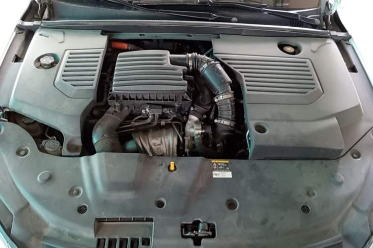 Used BYD Qin Pro New Energy 2019 DM Super Edition 1.5TI Automatic Smart Connect X-Trail Model China VI Standard Engine Bay