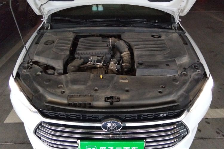 Used BYD Qin Pro New Energy 2019 DM Super Edition 1.5TI Automatic Smart Connect X-Trail Model China VI Standard Engine Bay