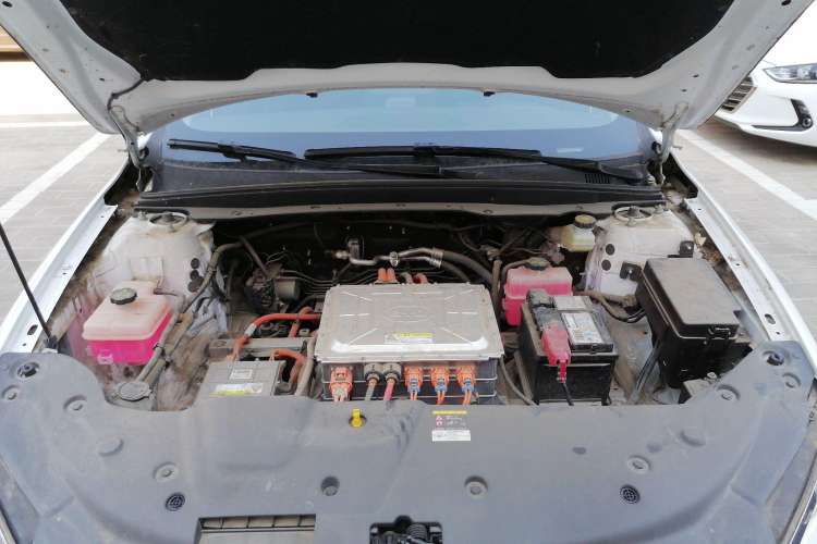 Used BYD Qin Pro New Energy 2019 EV Super Edition Standard Version Smart Connect Leading Style Engine Bay