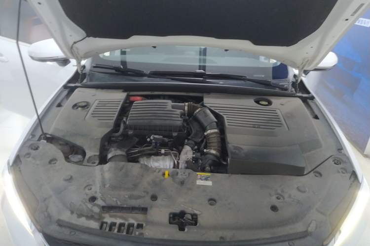Used BYD Qin Pro New Energy 2019 DM Super Edition 1.5TI Automatic Smart Connect Speedy Model China VI Standard Engine Bay
