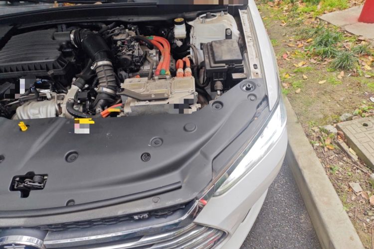 Used BYD Qin Pro New Energy 2019 DM Super Edition 1.5TI Automatic Smart Connect X-Trail Model China VI Standard Engine Bay Left