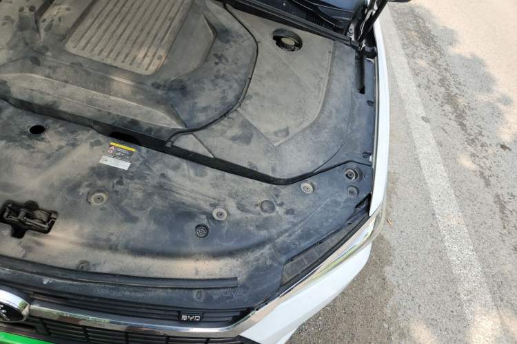 Used BYD Qin Pro New Energy 2019 EV Super Edition High-Power Long-Range Smart-Connected Cutting-Edge Model Engine Bay Left