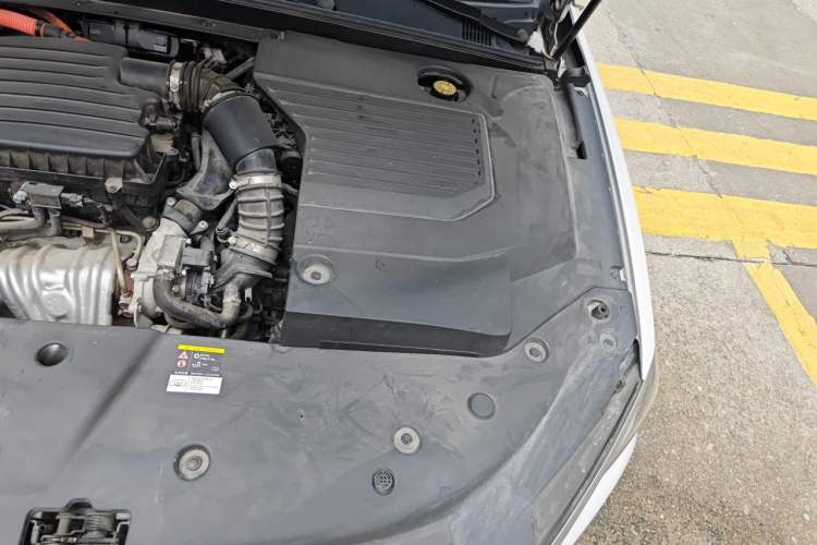 Used BYD Qin Pro New Energy 2019 DM Super Edition 1.5TI Automatic Smart Connect Prestige Model China VI Standard Engine Bay Left