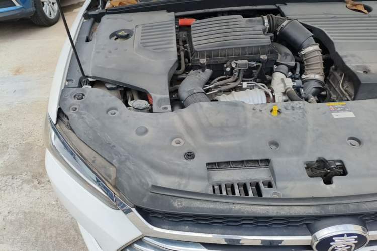 Used BYD Qin Pro New Energy 2019 DM Super Edition 1.5TI Automatic Smart Connect X-Trail Model China VI Standard Engine Bay Right