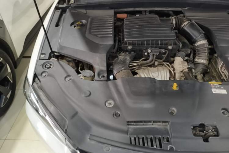 Used BYD Qin Pro New Energy 2019 DM Super Edition 1.5TI Automatic Smart Connect X-Trail Model China VI Standard Engine Bay Right