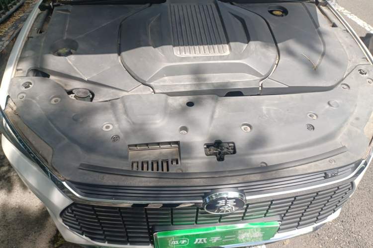 Used BYD Qin Pro New Energy 2019 EV Super Edition High-Power Long-Range Smart-Connected Leading Model Engine Bay