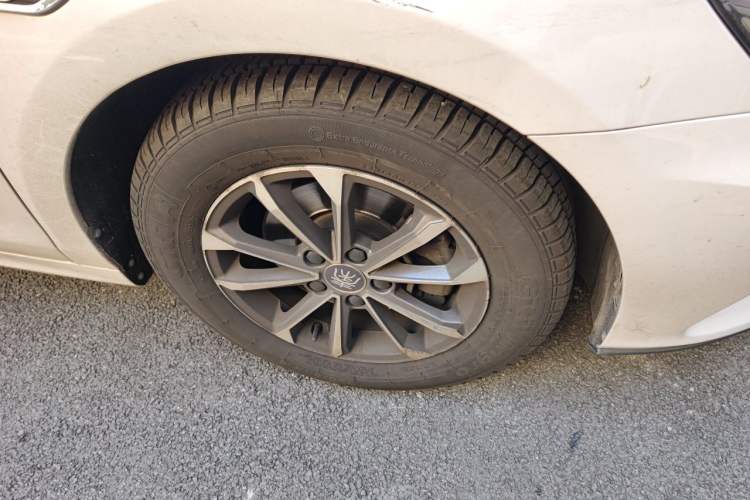 Used BYD Qin Pro New Energy 2019 DM Super Edition 1.5TI Automatic Smart Connect X-Trail Model China VI Standard Exterior 1