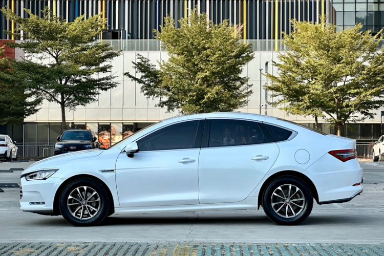 Used BYD Qin Pro New Energy 2019 DM Super Edition 1.5TI Automatic Smart Connect X-Trail Model China VI Standard Exterior 1