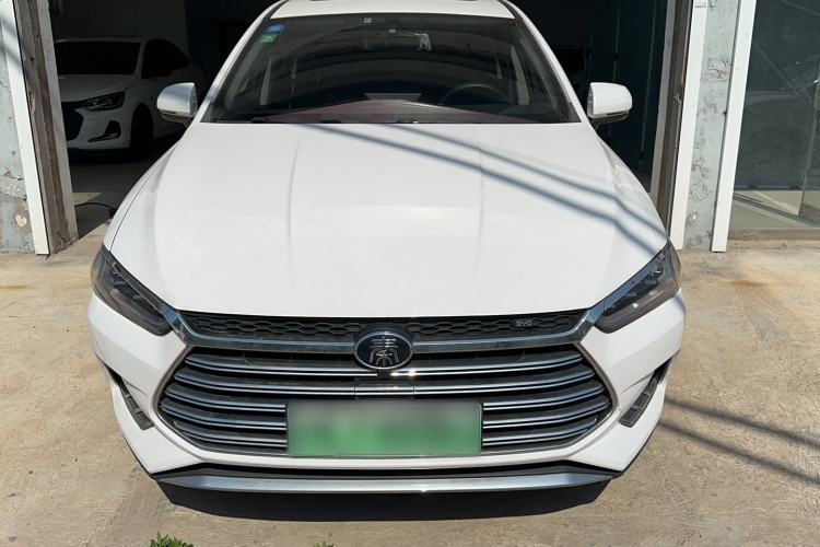 Used BYD Qin Pro New Energy 2019 DM Super Edition 1.5TI Automatic Smart Connect X-Trail Model China VI Standard Exterior 2