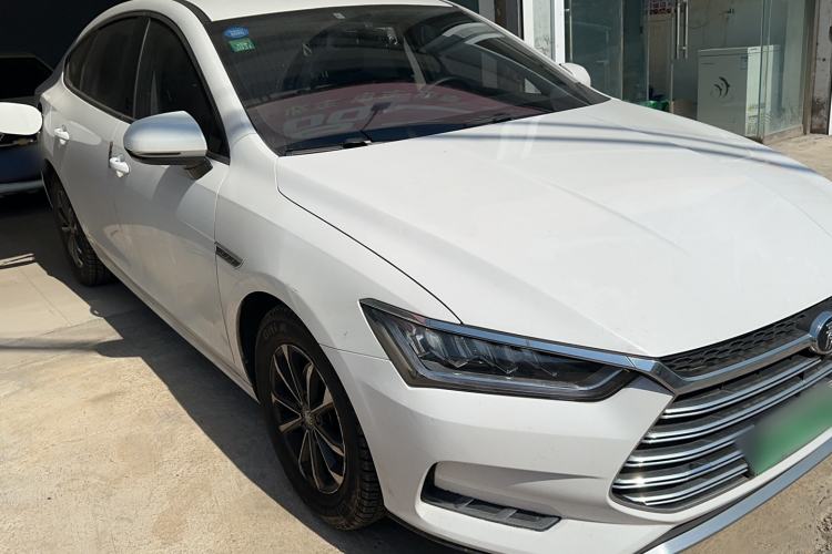 Used BYD Qin Pro New Energy 2019 DM Super Edition 1.5TI Automatic Smart Connect X-Trail Model China VI Standard Exterior 3