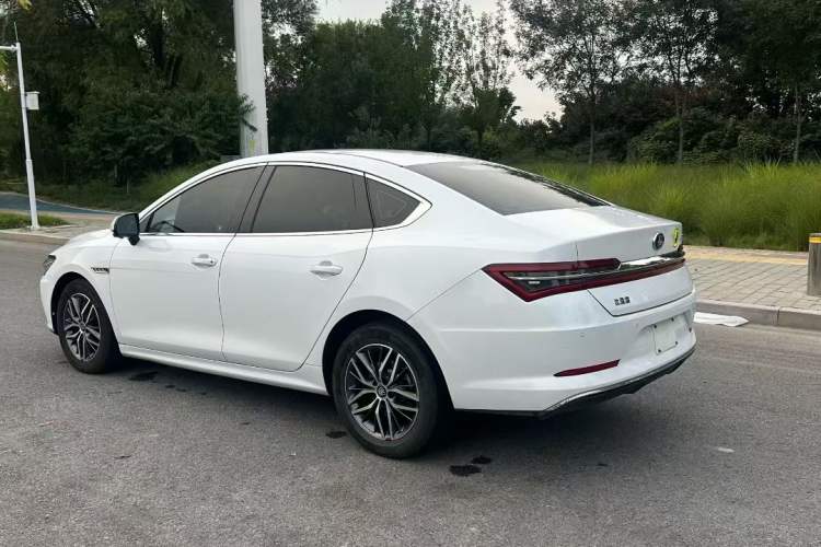 Used BYD Qin Pro New Energy 2019 EV Super Edition High-Power Long-Range Smart-Connected Cutting-Edge Model Exterior 3