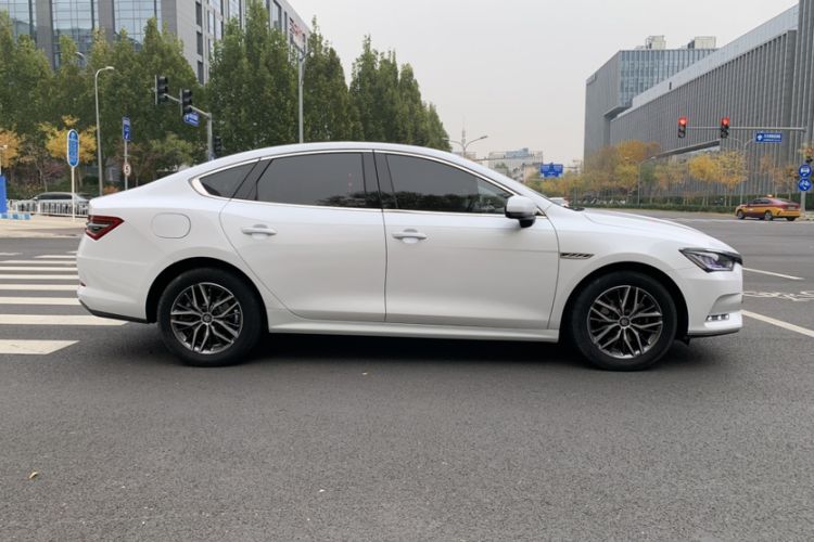 Used BYD Qin Pro New Energy 2019 EV Super Edition High-Power Long-Range Smart-Connected Cutting-Edge Model Exterior 3