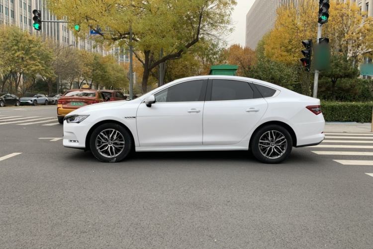 Used BYD Qin Pro New Energy 2019 EV Super Edition High-Power Long-Range Smart-Connected Cutting-Edge Model Exterior 4