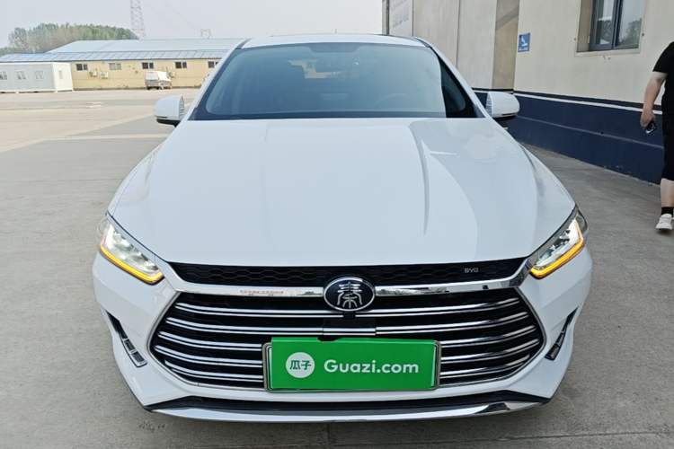 Used BYD Qin Pro New Energy 2019 DM Super Edition 1.5TI Automatic Smart Connect X-Trail Model China VI Standard Front