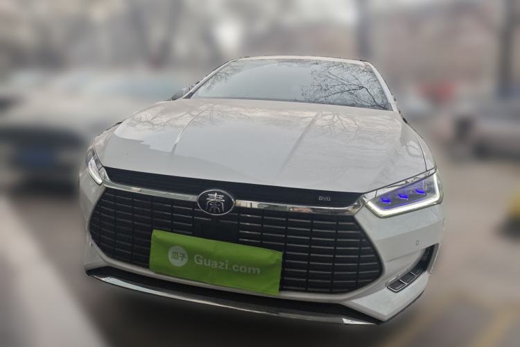 Used BYD Qin Pro New Energy 2019 EV Super Edition High-Power Smart Connect Luxurious Model Front