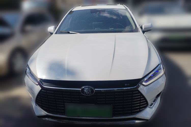 Used BYD Qin Pro New Energy 2019 EV Super Edition High-Power Smart Connect & Premium Model Front