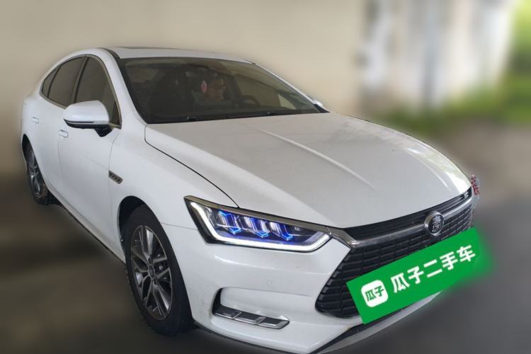 Used BYD Qin Pro New Energy 2019 EV Super Edition High-Power Long-Range Smart-Connected Cutting-Edge Model Front Right 45 Deg