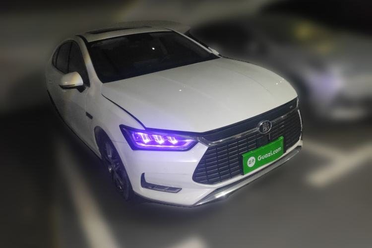 Used BYD Qin Pro New Energy 2019 EV Super Edition High-Power Smart Connect & Premium Model Front Right 45 Deg