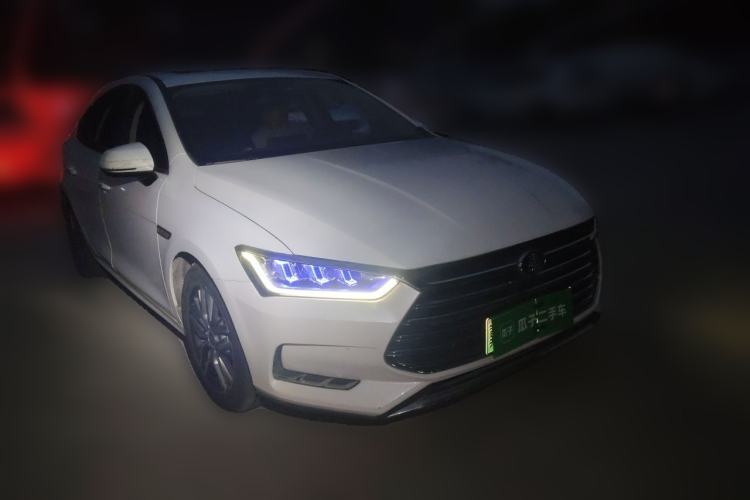 Used BYD Qin Pro New Energy 2019 DM Super Edition 1.5TI Automatic Smart Connect Speedy Model China VI Standard Front Right 45 Deg