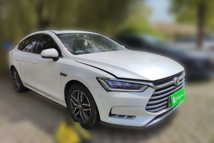 Used BYD Qin Pro New Energy 2019 DM Super Edition 1.5TI Automatic Smart Connect Speedy Model China VI Standard Front Right 45 Deg
