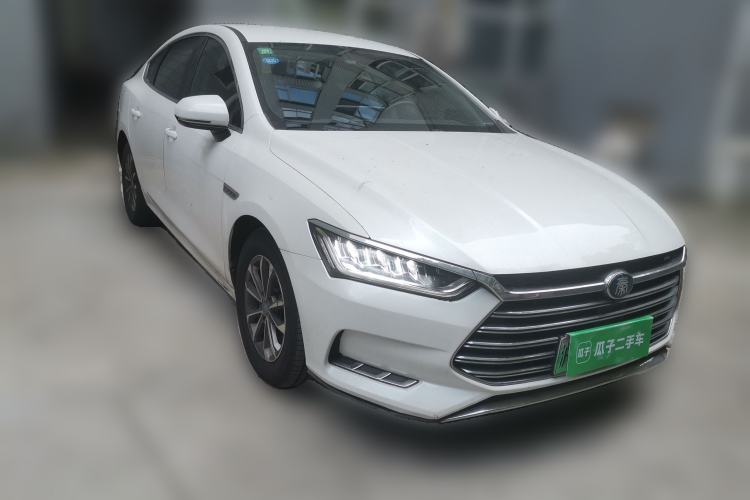 Used BYD Qin Pro New Energy 2019 DM Super Edition 1.5TI Automatic Smart Connect Prestige Model China V Standard Front Right 45 Deg