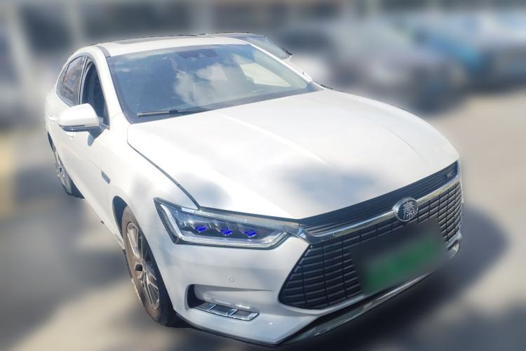 Used BYD Qin Pro New Energy 2019 EV Super Edition High-Power Smart Connect & Premium Model Front Right 45 Deg