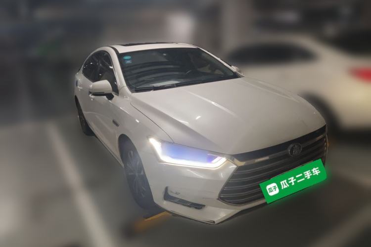 Used BYD Qin Pro New Energy 2019 DM Super Edition 1.5TI Automatic Smart Connect X-Trail Model China VI Standard Front Right 45 Deg