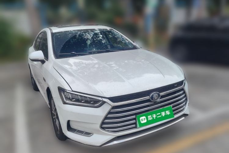 Used BYD Qin Pro New Energy 2019 DM Super Edition 1.5TI Automatic Smart Connect Speedy Model China VI Standard Front Right 45 Deg