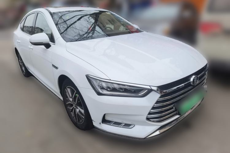 Used BYD Qin Pro New Energy 2019 DM Super Edition 1.5TI Automatic Smart Connect Speedy Model China V Standard Front Right 45 Deg