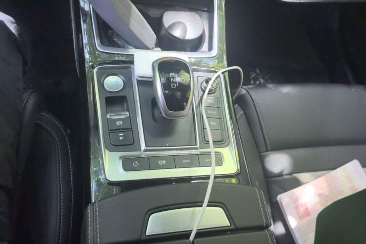 Used BYD Qin Pro New Energy 2019 EV Super Edition High-Power Long-Range Smart-Connected Cutting-Edge Model Gear Lever