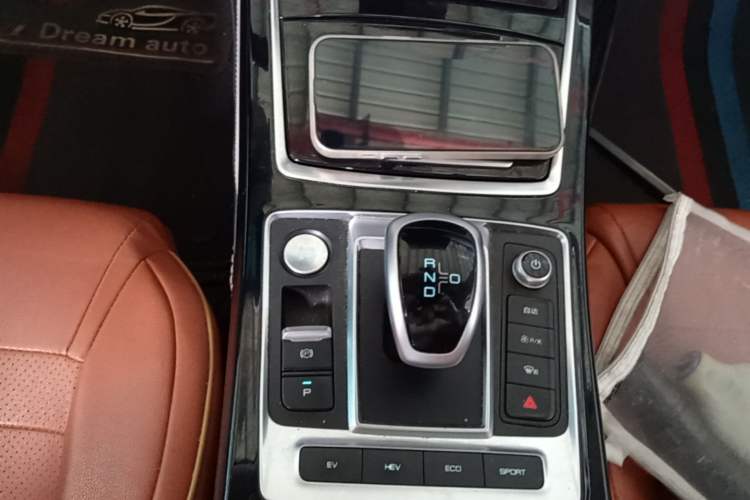 Used BYD Qin Pro New Energy 2019 DM Super Edition 1.5TI Automatic Smart Connect X-Trail Model China VI Standard Gear Lever