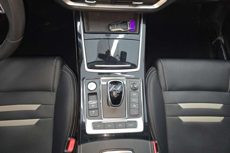 Used BYD Qin Pro New Energy 2019 DM Super Edition 1.5TI Automatic Smart Connect X-Trail Model China VI Standard Gear Lever