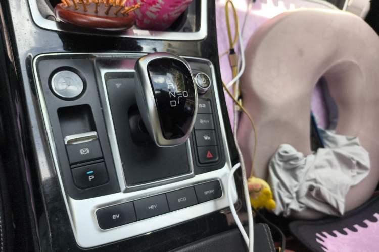 Used BYD Qin Pro New Energy 2019 DM Super Edition 1.5TI Automatic Smart Connect X-Trail Model China VI Standard Gear Lever