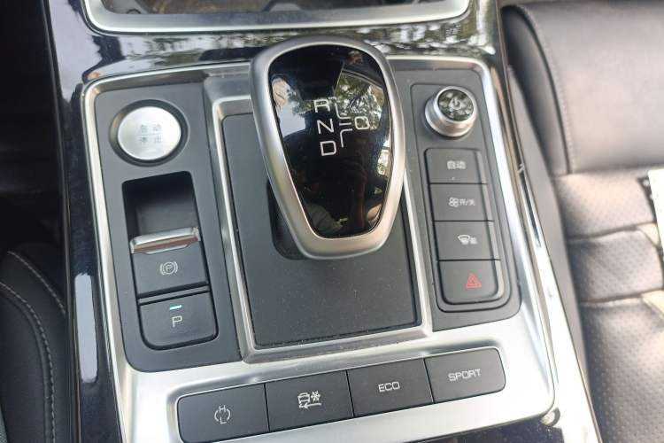 Used BYD Qin Pro New Energy 2019 EV Super Edition High-Power Long-Range Smart-Connected Cutting-Edge Model Gear Lever