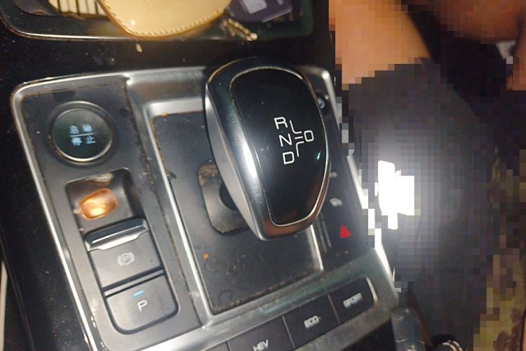 Used BYD Qin Pro New Energy 2019 DM Super Edition 1.5TI Automatic Smart Connect X-Trail Model China VI Standard Gear Lever