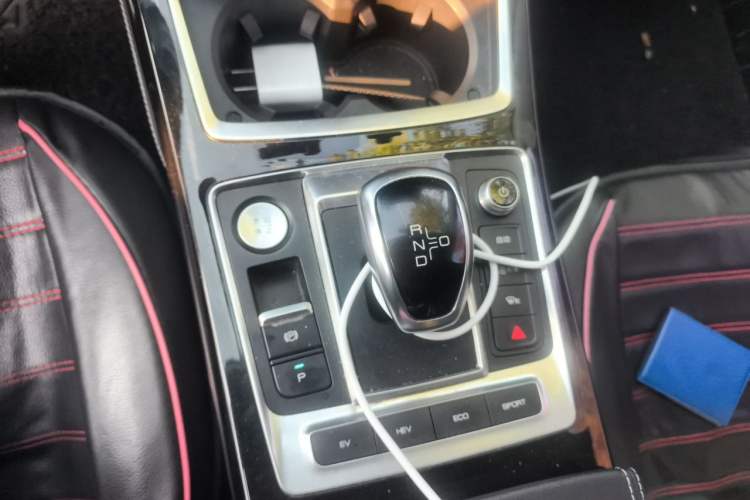 Used BYD Qin Pro New Energy 2019 DM Super Edition 1.5TI Automatic Smart Connect X-Trail Model China VI Standard Gear Lever