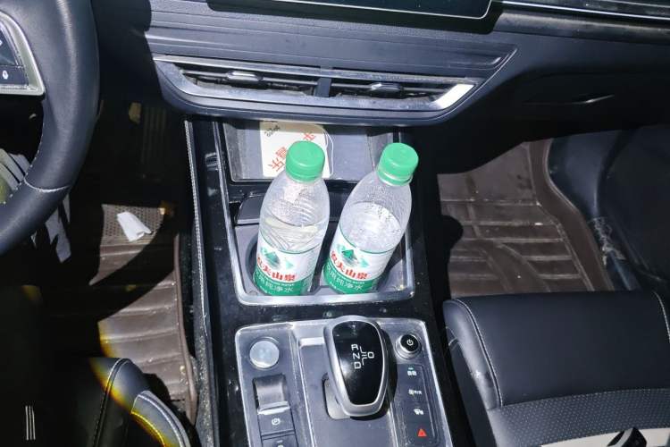 Used BYD Qin Pro New Energy 2019 EV Super Edition Standard Version Smart Connect Leading Style Gear Lever